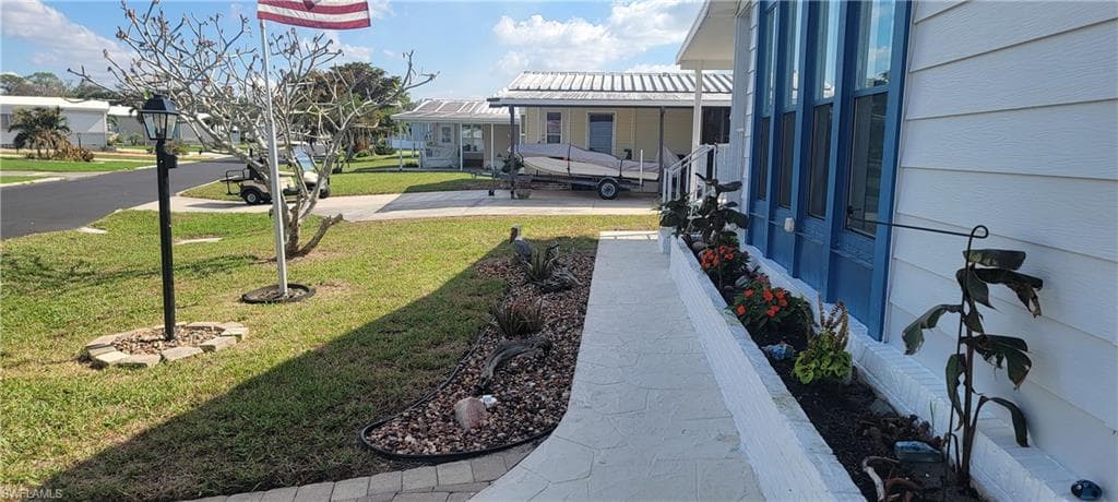 4705 Fiji LN, BONITA SPRINGS FL 34134-34