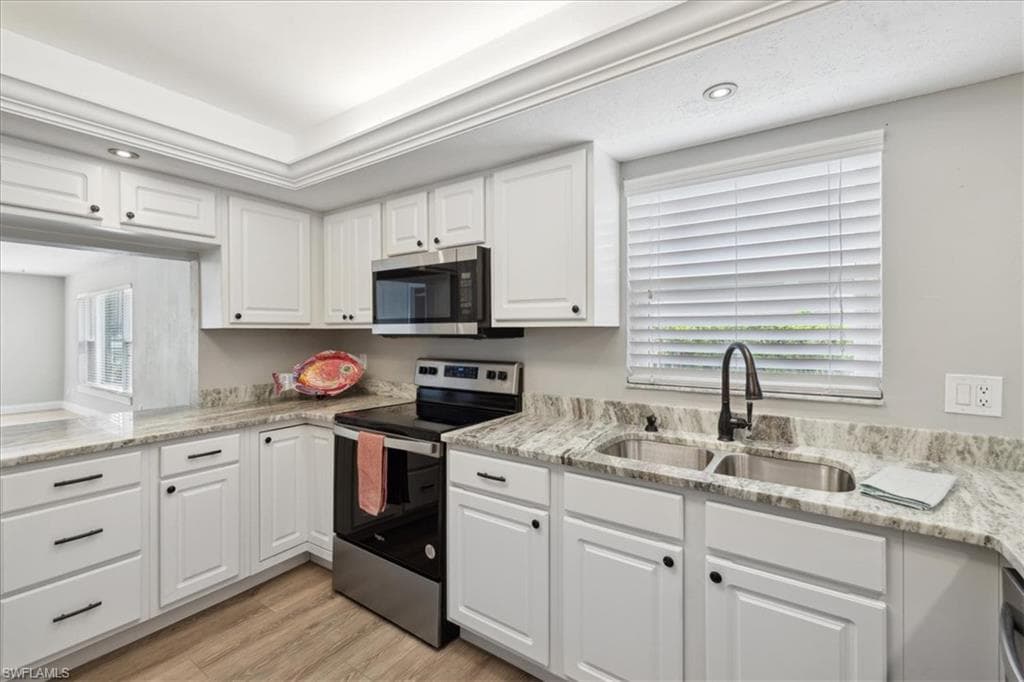 4231 SE 19th PL # 1J, CAPE CORAL FL 33904-10
