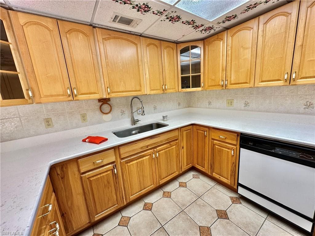 2828 Jackson ST # 7, FORT MYERS FL 33901-6