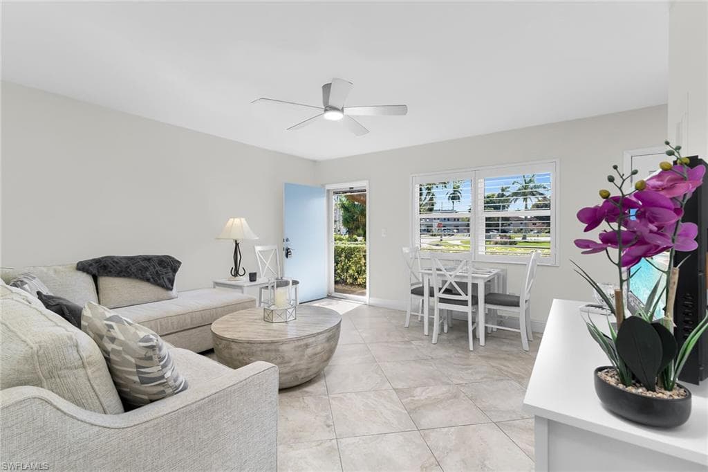 240 N Collier BLVD # 2, MARCO ISLAND FL 34145-5