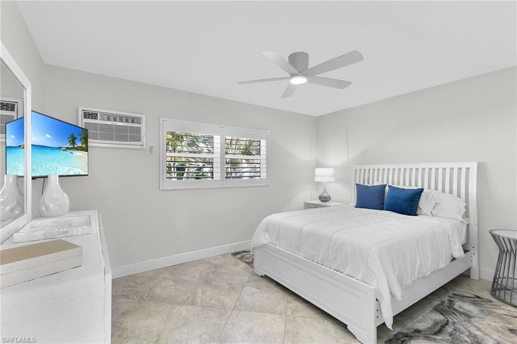 240 N Collier BLVD # 2, MARCO ISLAND FL 34145-11