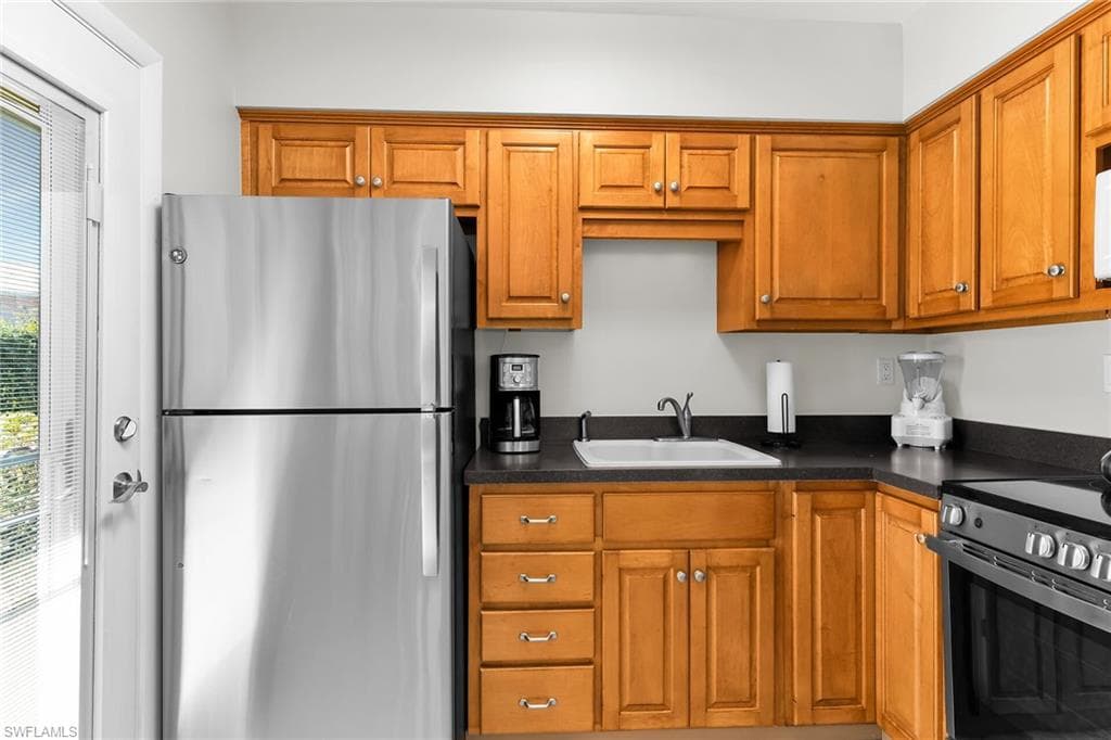 240 N Collier BLVD # 2, MARCO ISLAND FL 34145-9