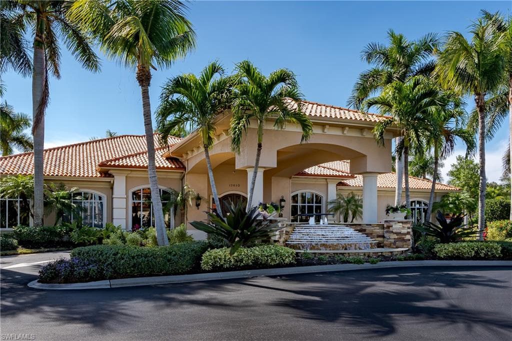 13446 Ladyfish LN, NAPLES FL 34114-40