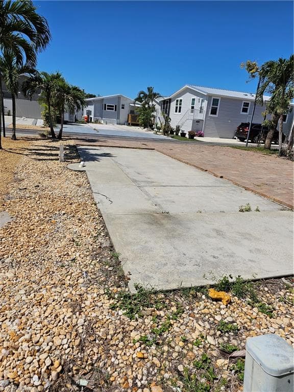 5628 Red Bird LN, FORT MYERS FL 33908-12