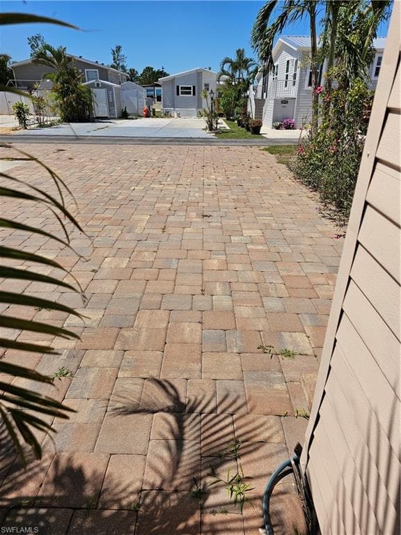 5628 Red Bird LN, FORT MYERS FL 33908-10