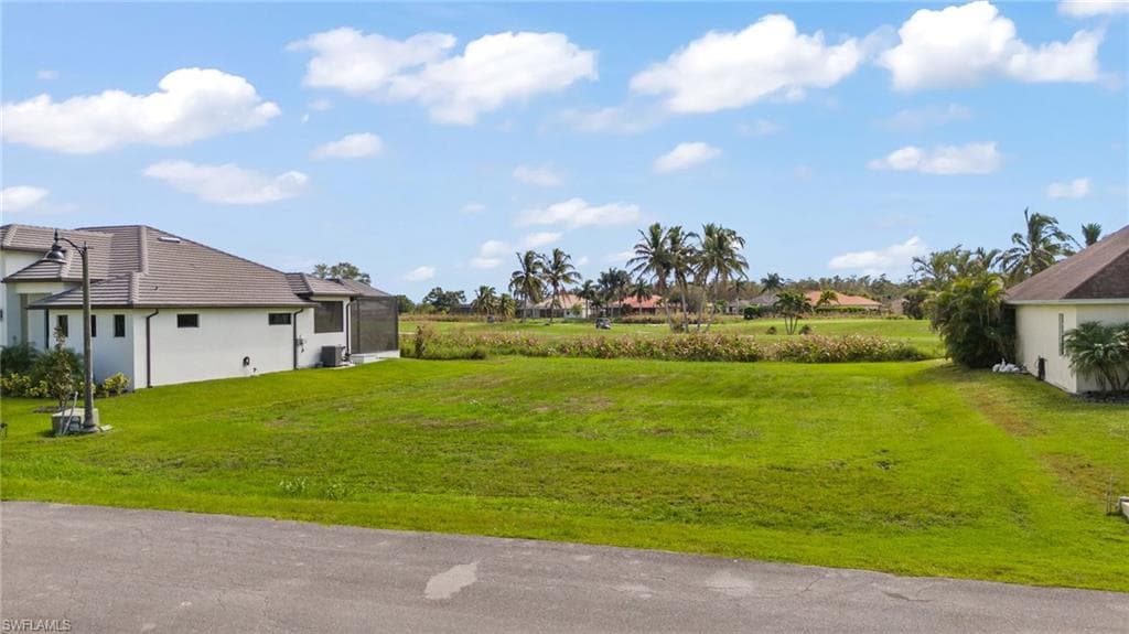 18012 Greenwood DR, NAPLES FL 34114-3