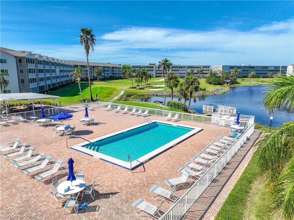 14871 Hole In 1 CIR, FORT MYERS FL 33919-17