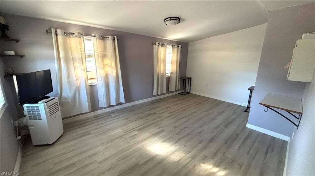 7890 Marx DR, NORTH FORT MYERS FL 33917-17