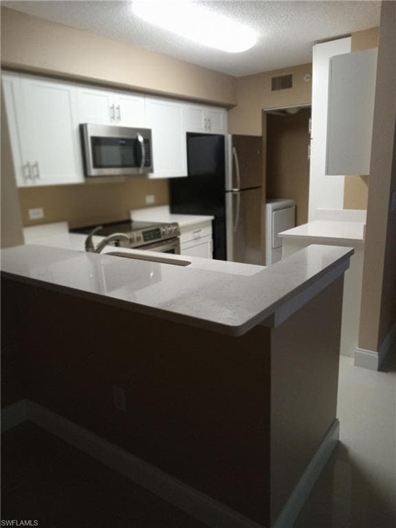 8861 Colonnades CT W # 216, BONITA SPRINGS FL 34135-5