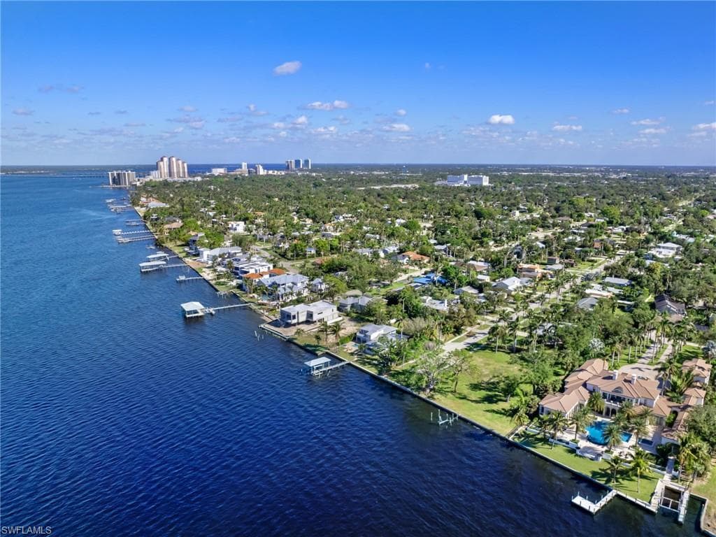 1212 Coconut DR, FORT MYERS FL 33901-16