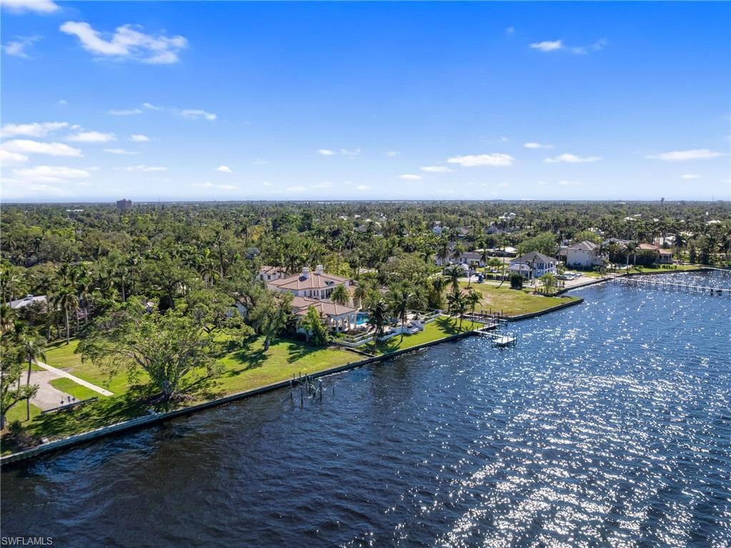 1212 Coconut DR, FORT MYERS FL 33901-13