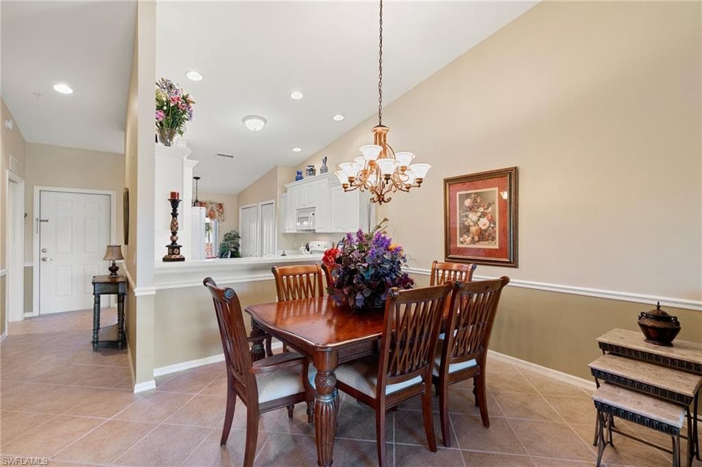 2860 Cypress Trace CIR # 1825, NAPLES FL 34119-6