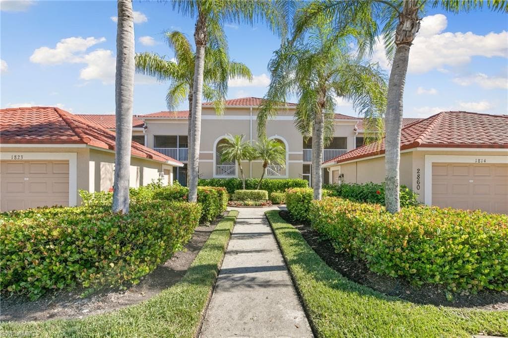 2860 Cypress Trace CIR # 1825, NAPLES FL 34119-2