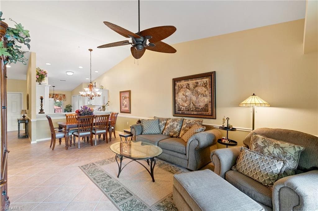 2860 Cypress Trace CIR # 1825, NAPLES FL 34119-4