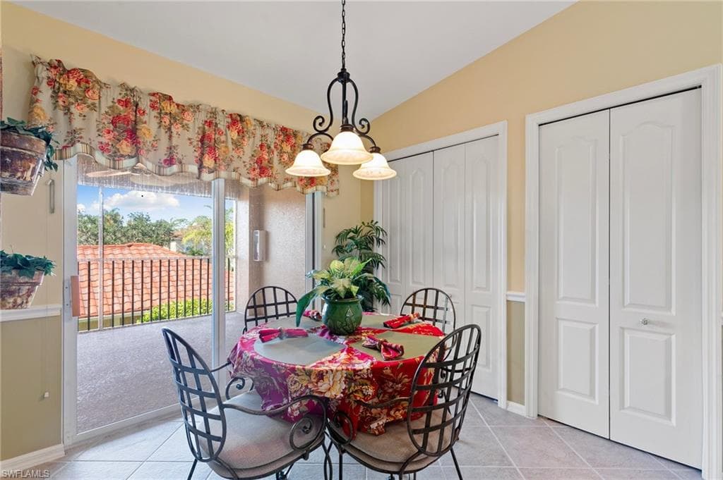 2860 Cypress Trace CIR # 1825, NAPLES FL 34119-9