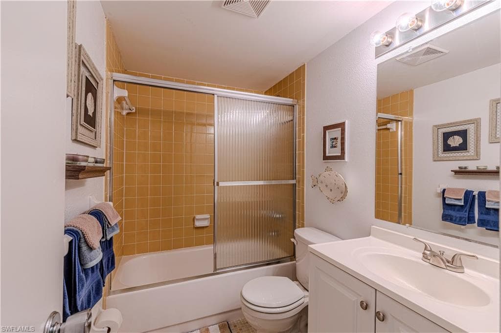 7043 New Post DR # 7, NORTH FORT MYERS FL 33917-16
