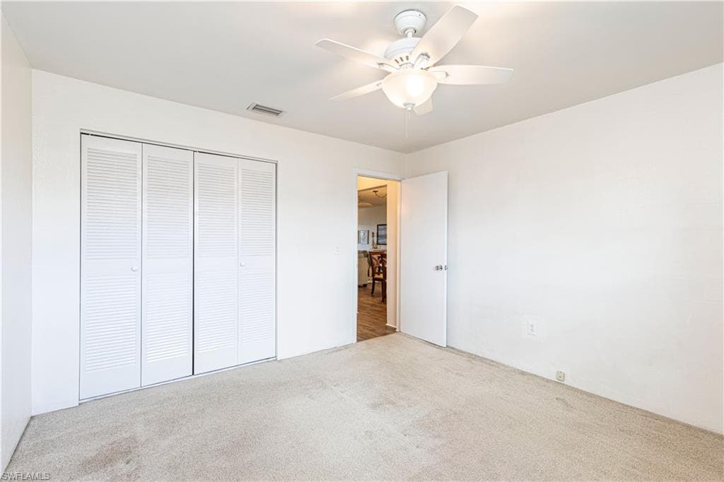 7043 New Post DR # 7, NORTH FORT MYERS FL 33917-18