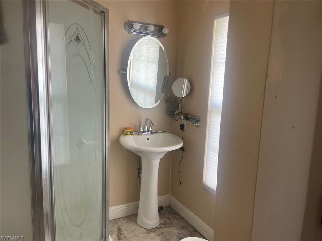 3129 Woodside AVE, NAPLES FL 34112-11