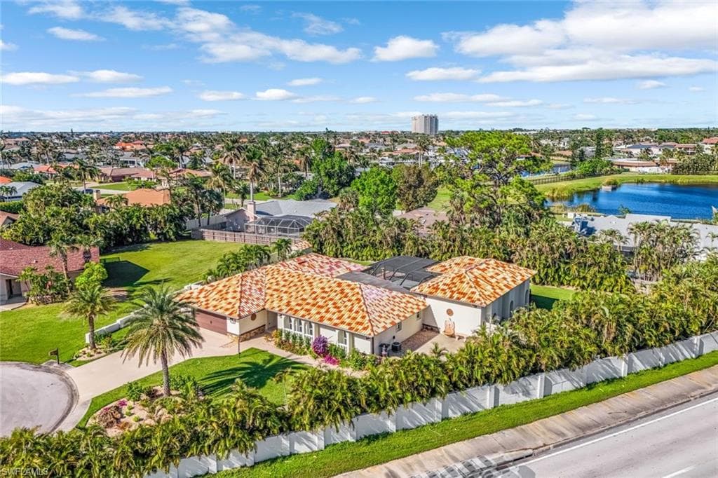 13750 McGregor BLVD, FORT MYERS FL 33919-41