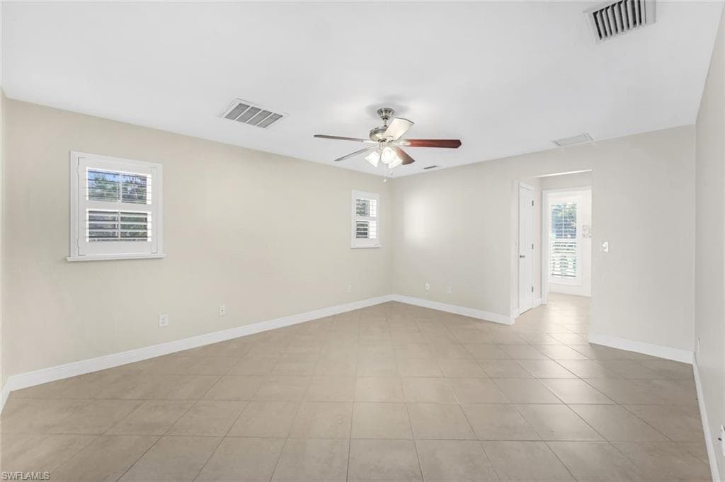 13750 McGregor BLVD, FORT MYERS FL 33919-24