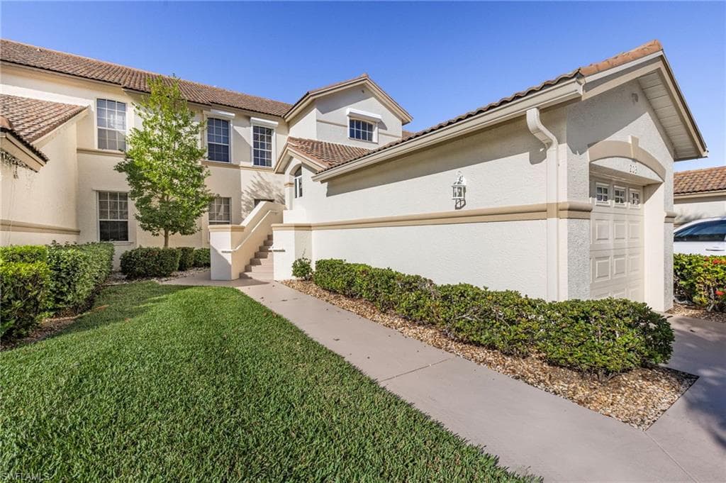 9231 Bayberry BEND # 203, FORT MYERS FL 33908-8