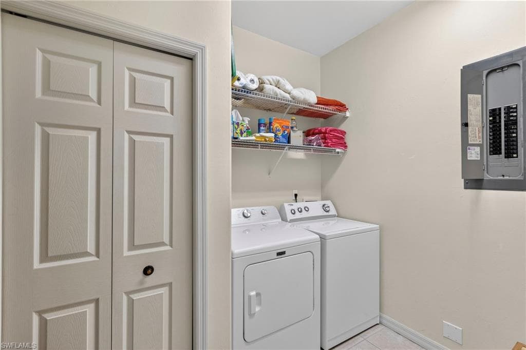 9231 Bayberry BEND # 203, FORT MYERS FL 33908-39