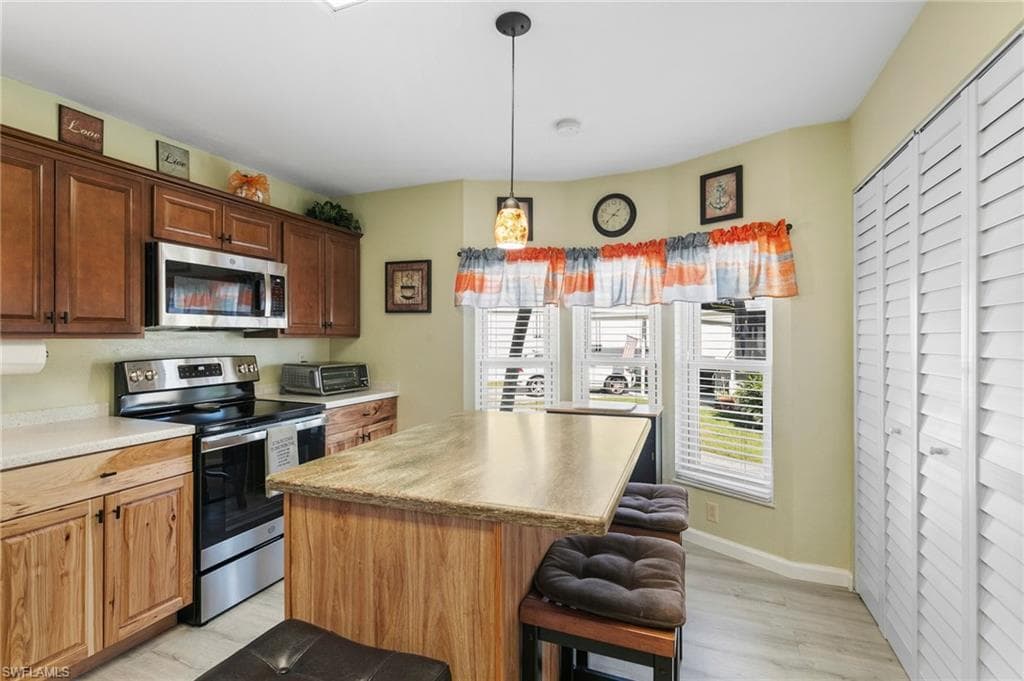 20670 River DR, ESTERO FL 33928-11