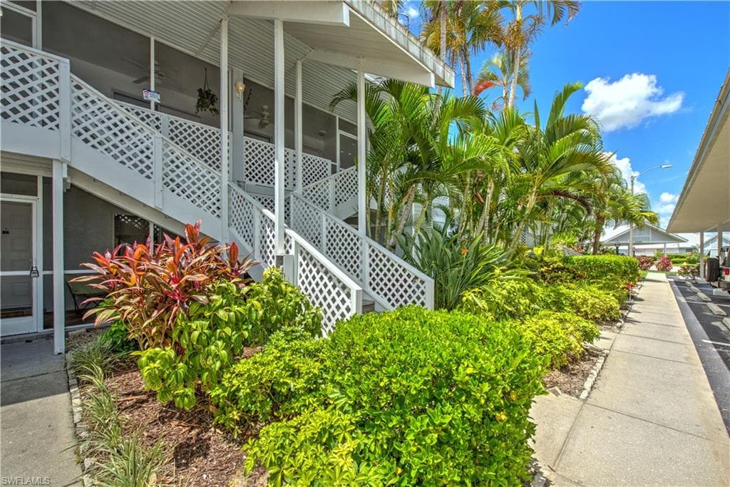 15410 River Vista DR # 106, NORTH FORT MYERS FL 33917-5