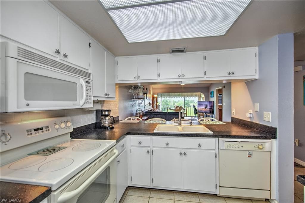 15410 River Vista DR # 106, NORTH FORT MYERS FL 33917-14