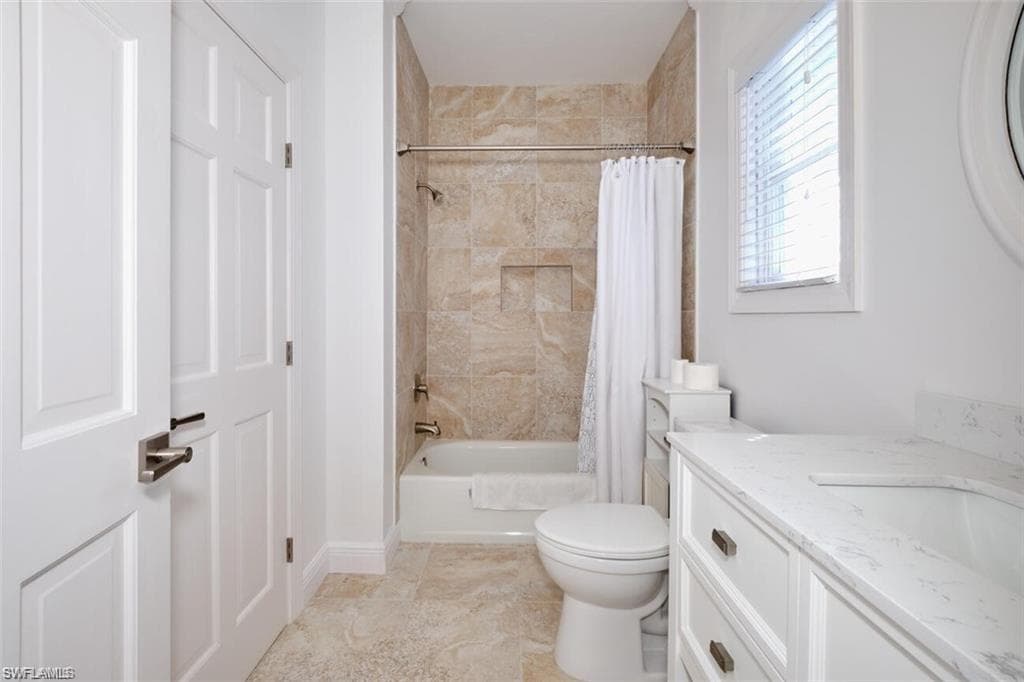 12491 Coconut Creek CT, FORT MYERS FL 33908-39