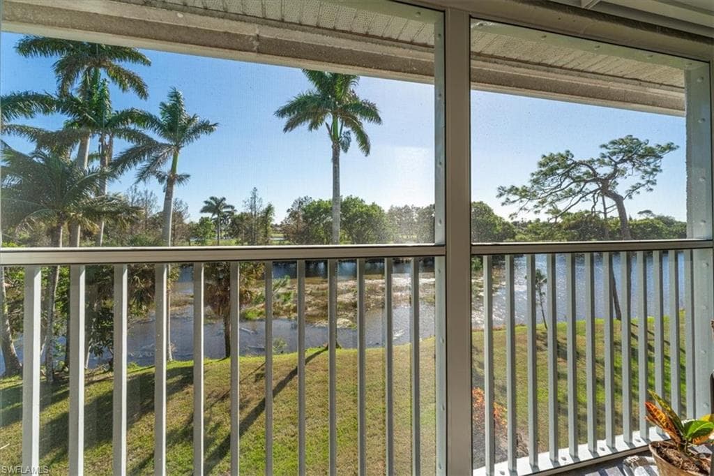 5515 Rattlesnake Hamm RD # 301, NAPLES FL 34113-13