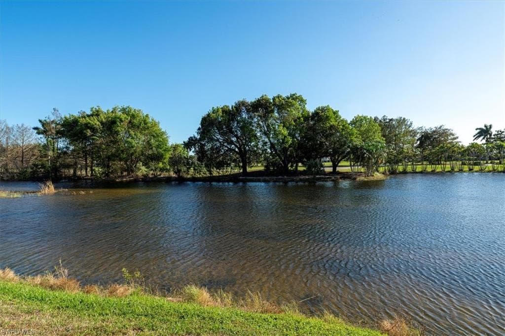 5515 Rattlesnake Hamm RD # 301, NAPLES FL 34113-20