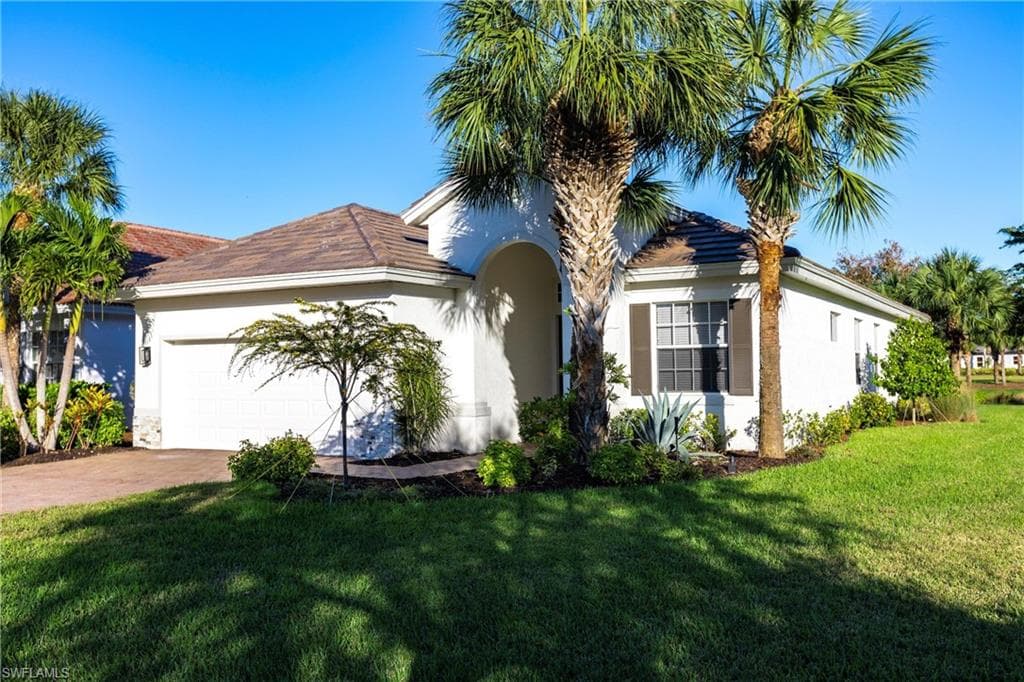 3920 Lakeview Isle CT, FORT MYERS FL 33905-1