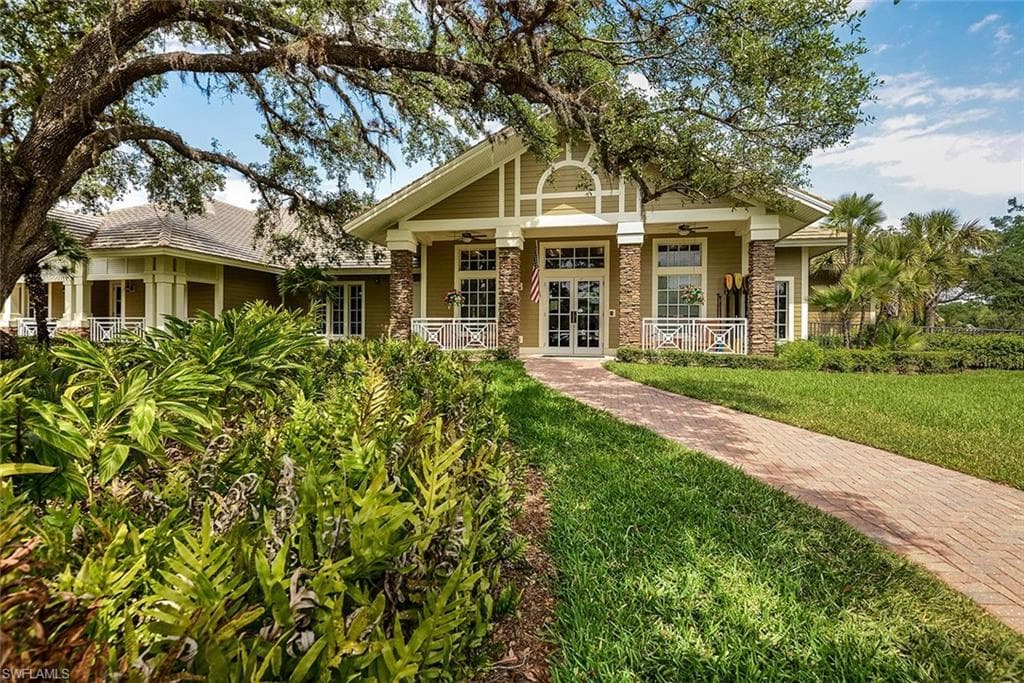 3920 Lakeview Isle CT, FORT MYERS FL 33905-46