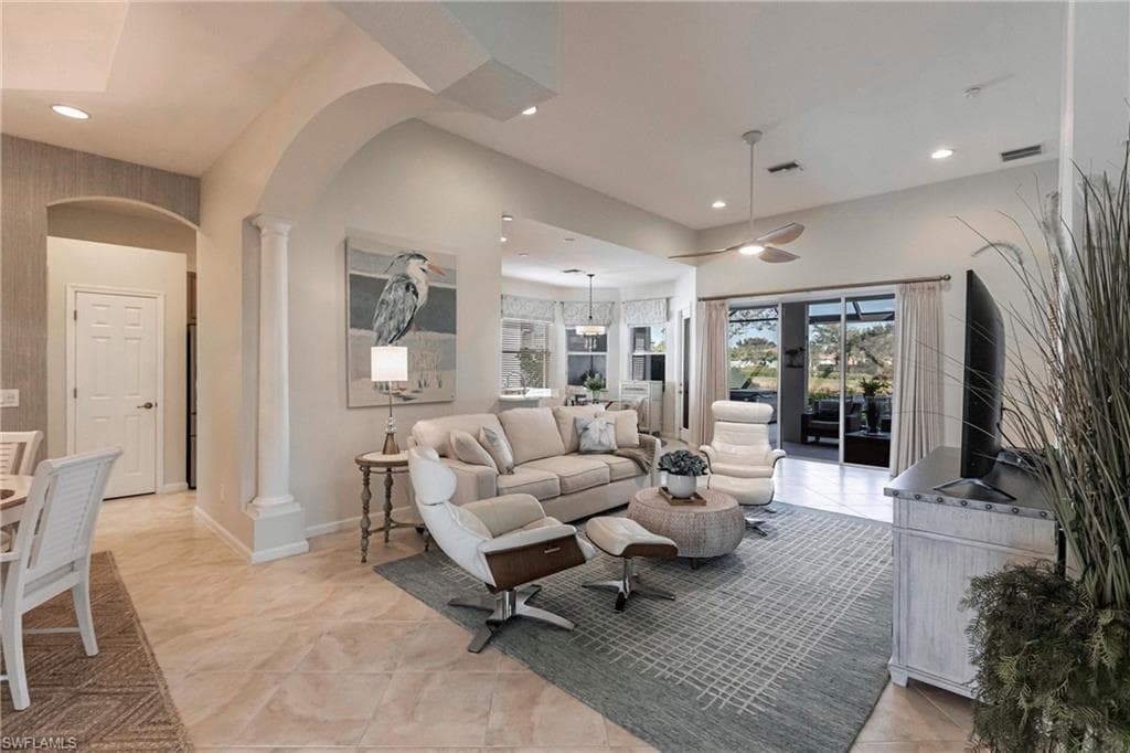 3920 Lakeview Isle CT, FORT MYERS FL 33905-15
