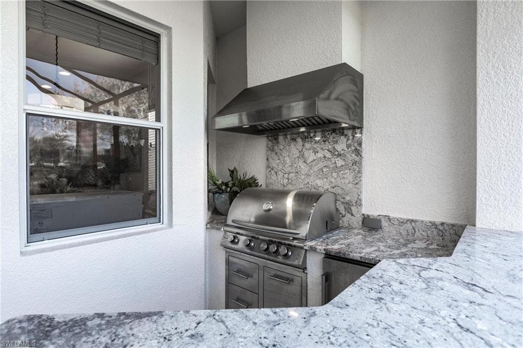 3920 Lakeview Isle CT, FORT MYERS FL 33905-34