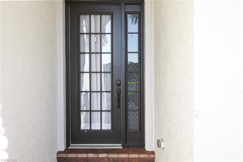 3920 Lakeview Isle CT, FORT MYERS FL 33905-3