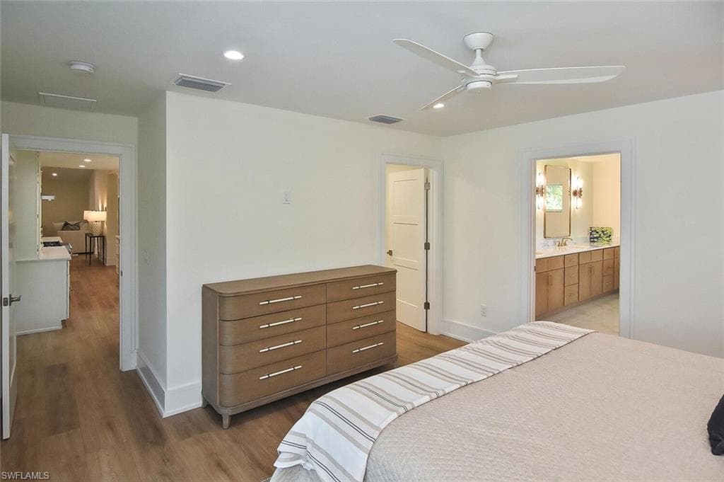 381 Norwood CT, FORT MYERS FL 33919-26