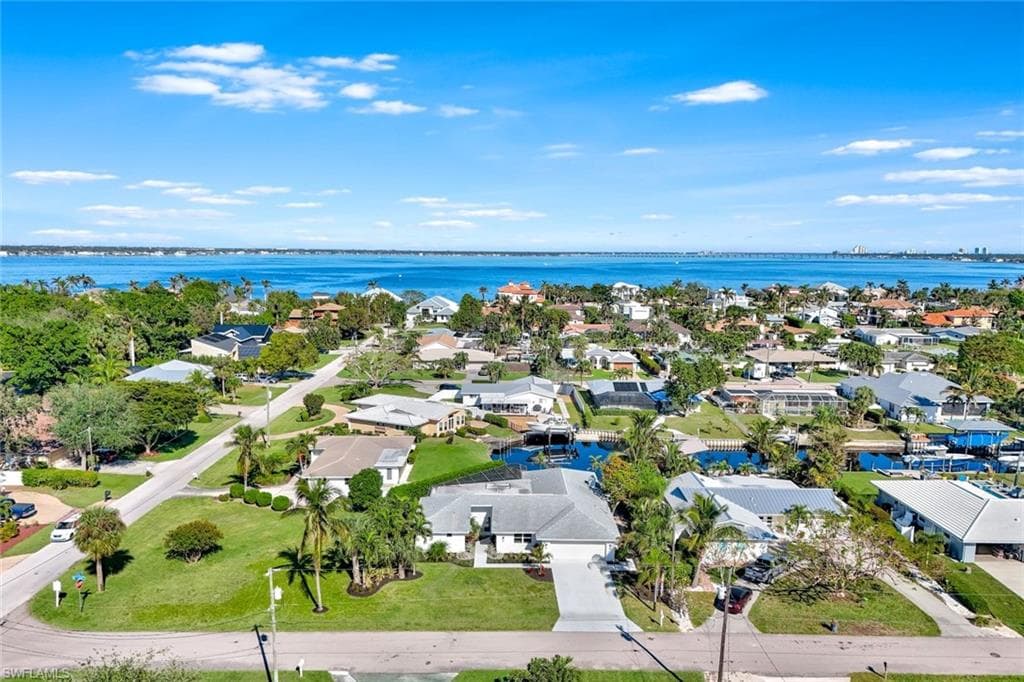 381 Norwood CT, FORT MYERS FL 33919-45