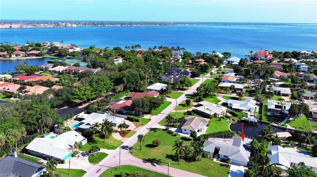 381 Norwood CT, FORT MYERS FL 33919-47