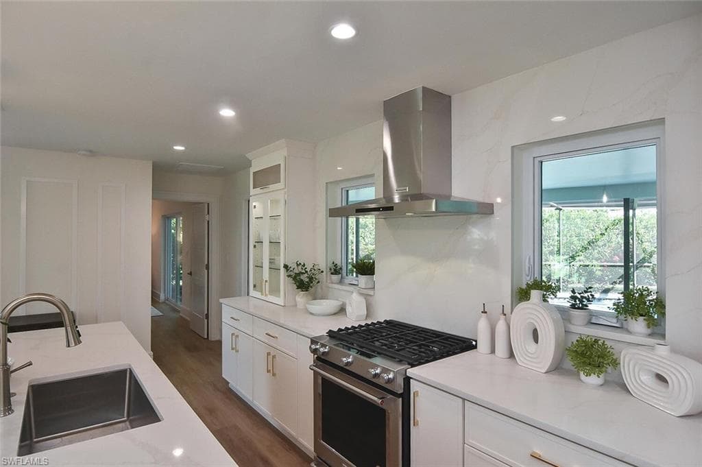 381 Norwood CT, FORT MYERS FL 33919-10