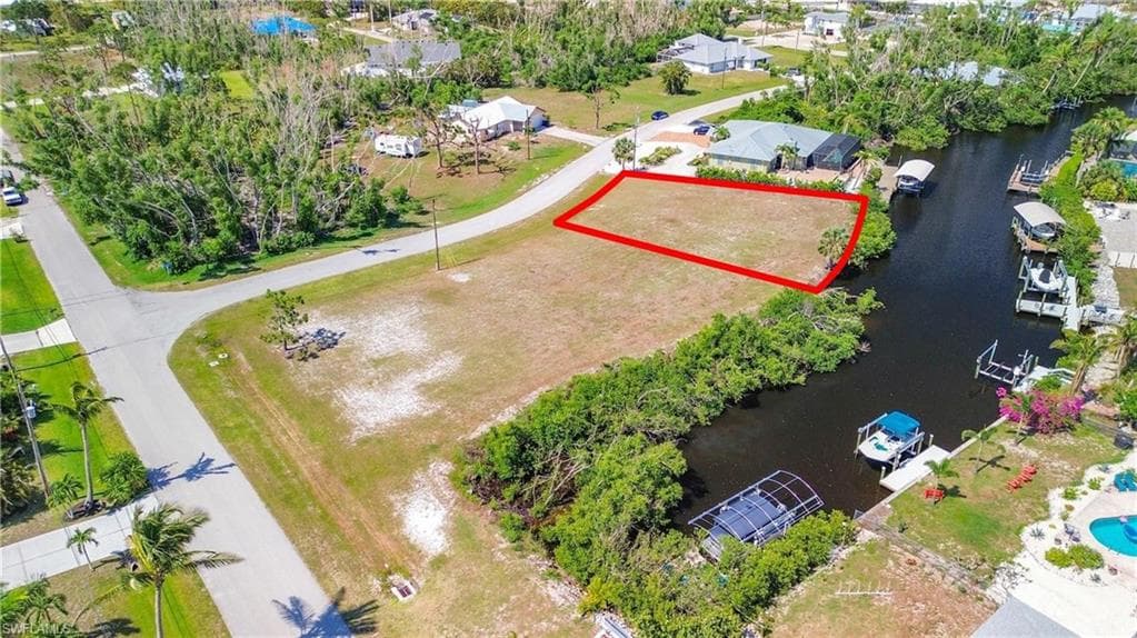 5643 Ann Arbor DR, BOKEELIA FL 33922-2