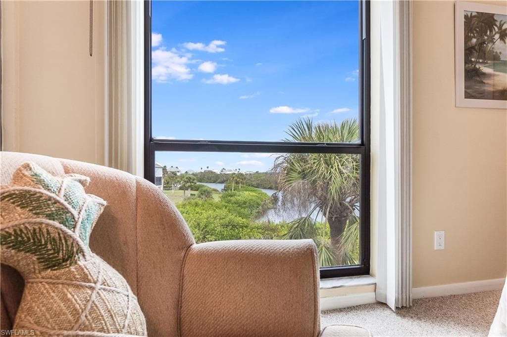 21420 Bay Village DR # 216, FORT MYERS BEACH FL 33931-19