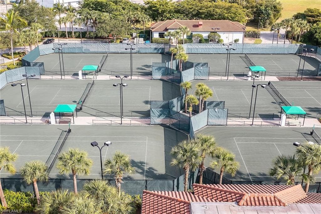 985 Sandpiper ST # I201, NAPLES FL 34102-36