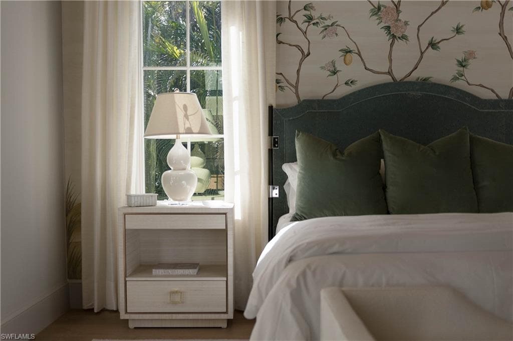 3295 Gordon DR, NAPLES FL 34102-15