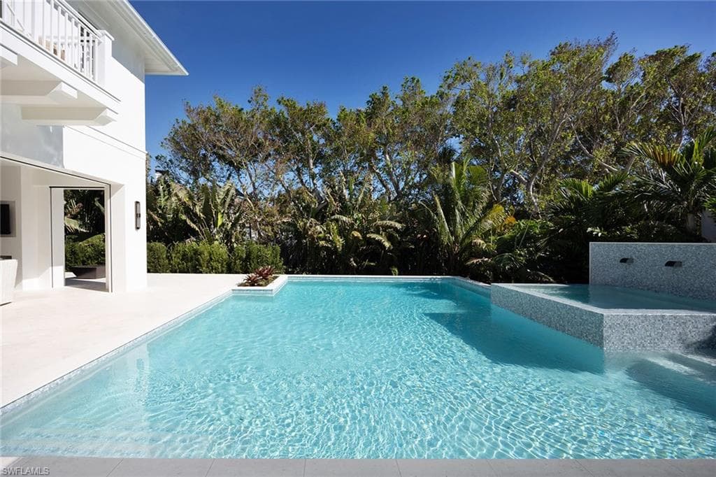 3277 Gordon DR, NAPLES FL 34102-42