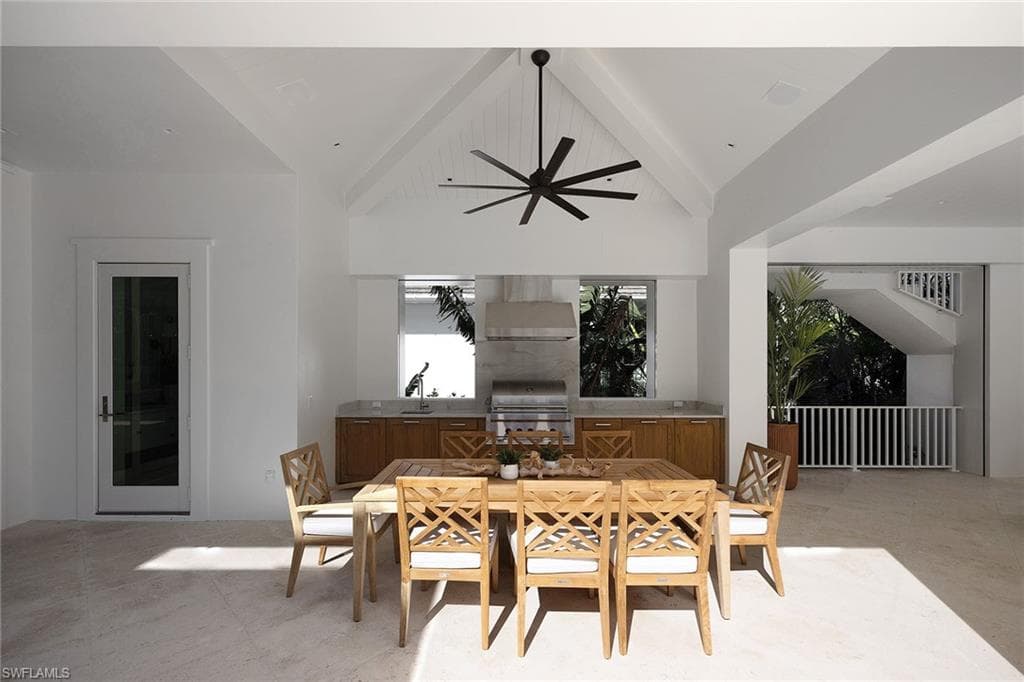 3277 Gordon DR, NAPLES FL 34102-40
