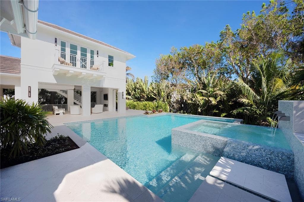 3277 Gordon DR, NAPLES FL 34102-43