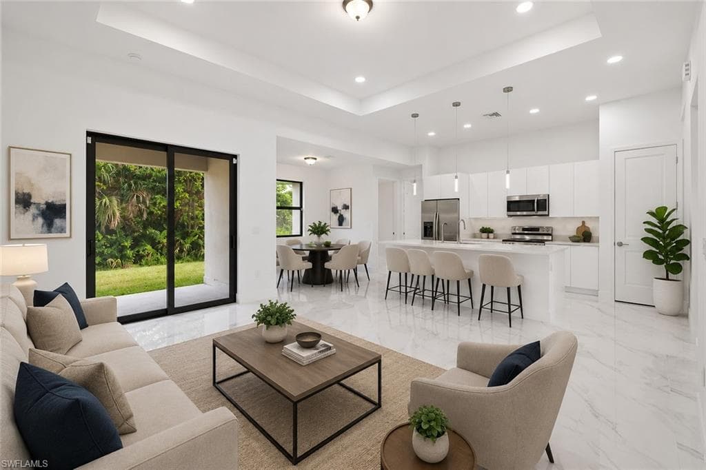 1436 Graham CIR-6