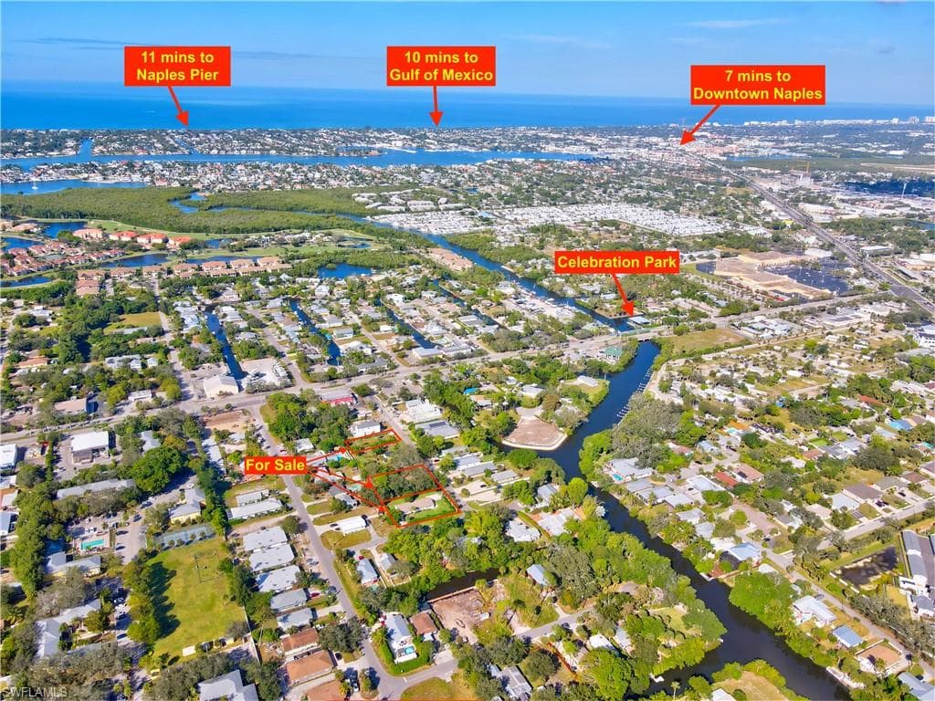 3054 Coco AVE, NAPLES FL 34112-12